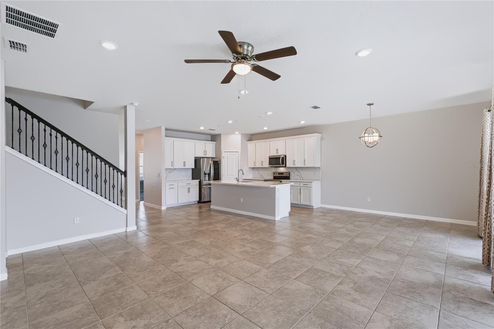 Single Family Residence at 5214 NORTHERN FLICKER DR, ST CLOUD, photo 8 of 35