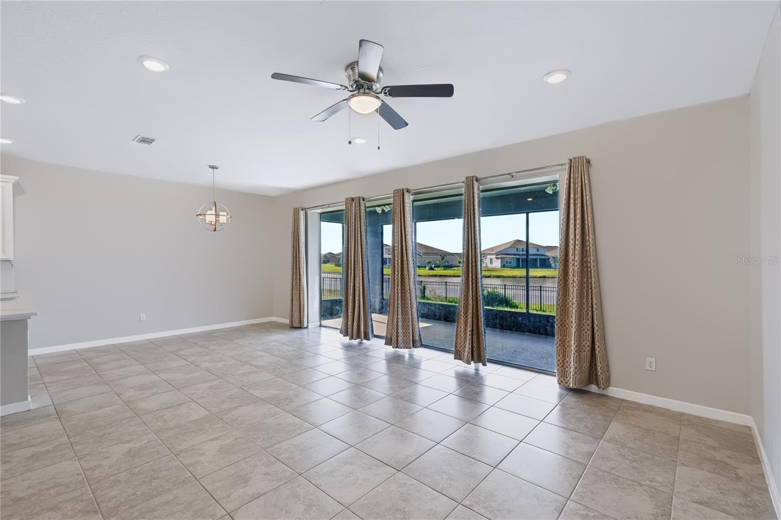 Single Family Residence at 5214 NORTHERN FLICKER DR, ST CLOUD, photo 10 of 35