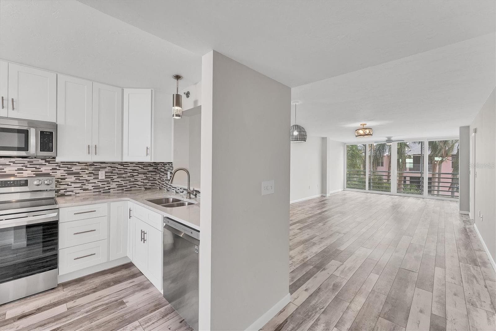 Condominium at 4530 PINEBROOK CIR #208, BRADENTON, photo 19 of 35