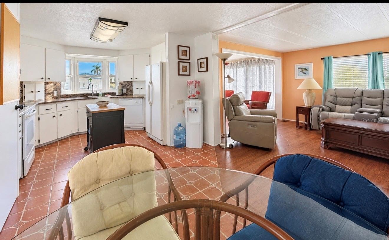 Kitchen and Glorida room - 1100 BELCHER RD S #350, LARGO
