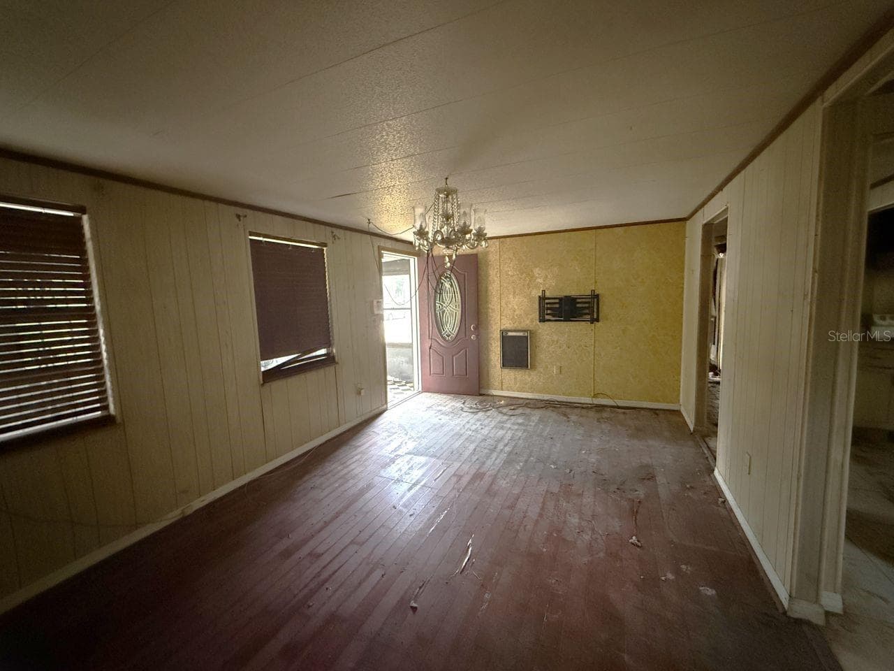 Living room - 817 SE PINE AVE, FORT MEADE