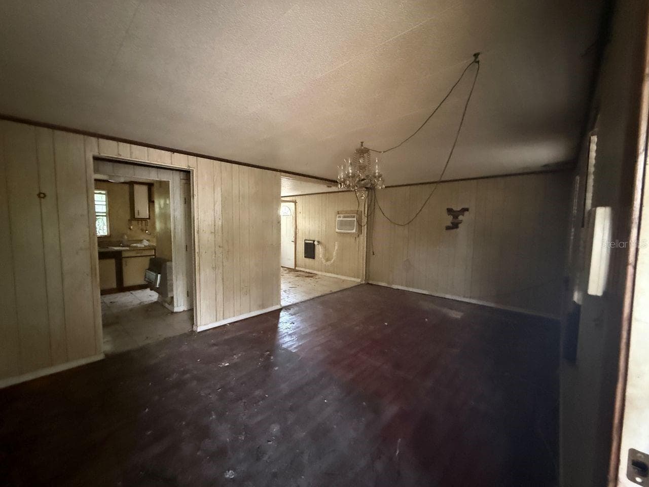Living room - 817 SE PINE AVE, FORT MEADE
