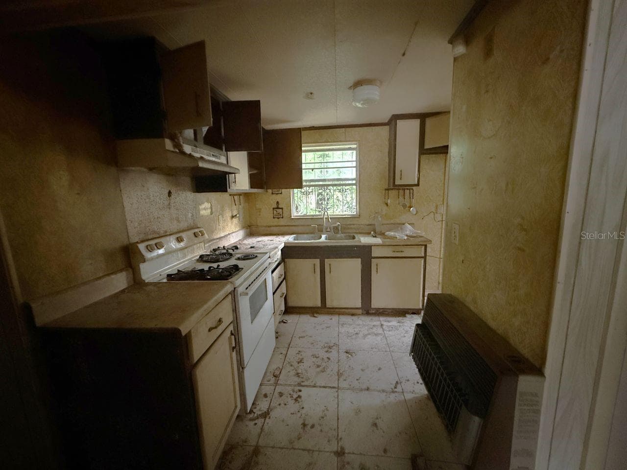 Kitchen - 817 SE PINE AVE, FORT MEADE