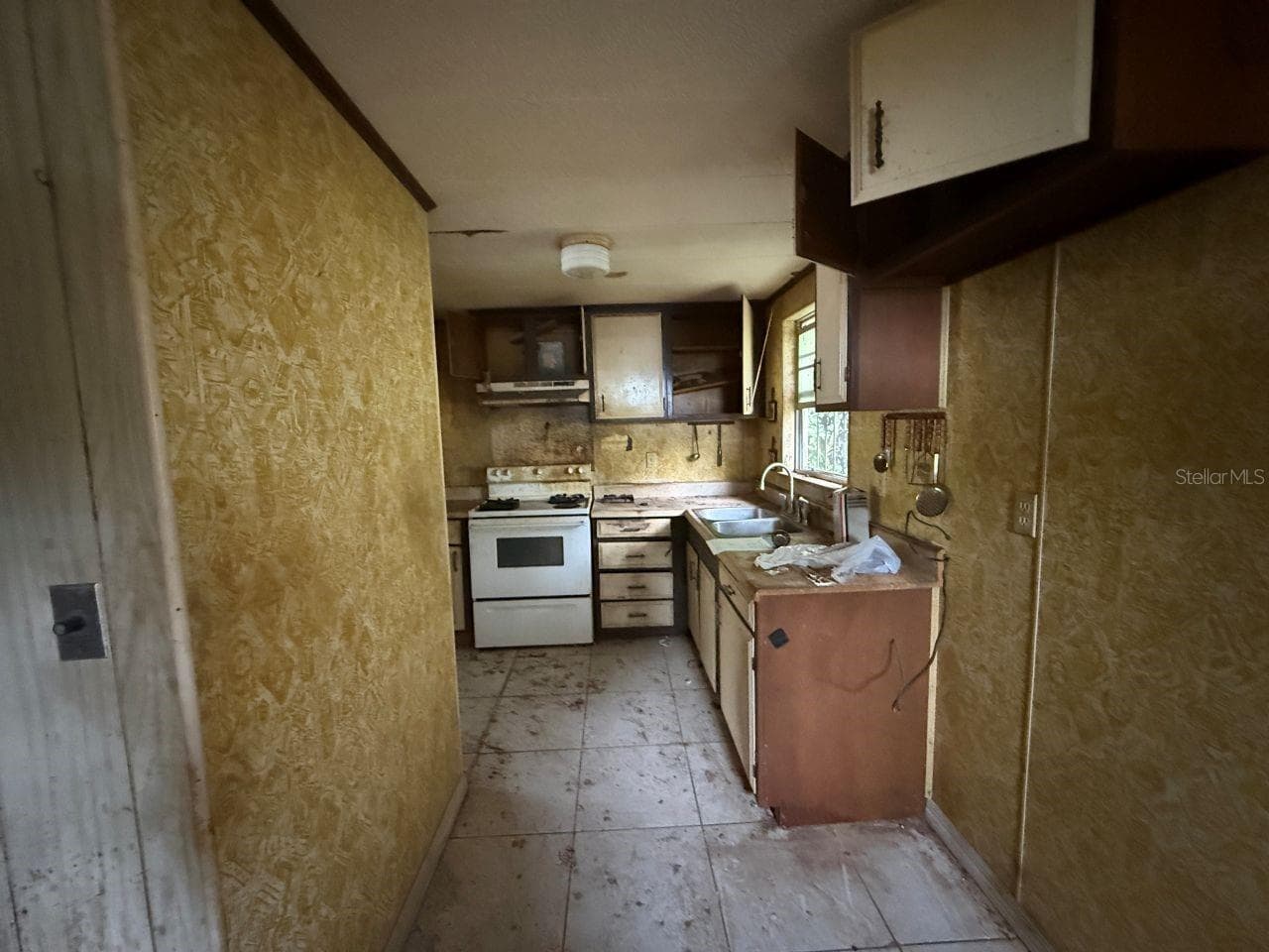 Kitchen - 817 SE PINE AVE, FORT MEADE