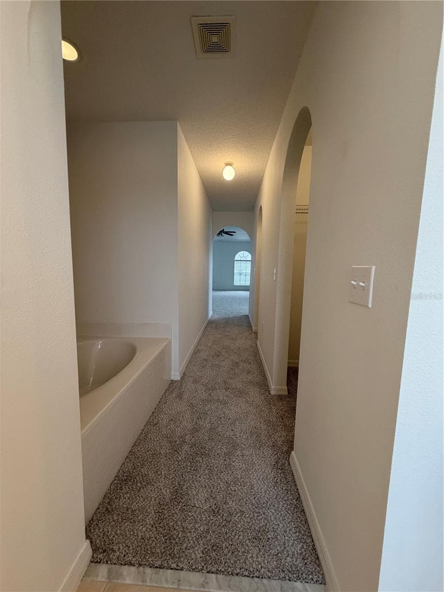Master Bedroom Hallway - 247 BLAKE AVE, DAVENPORT