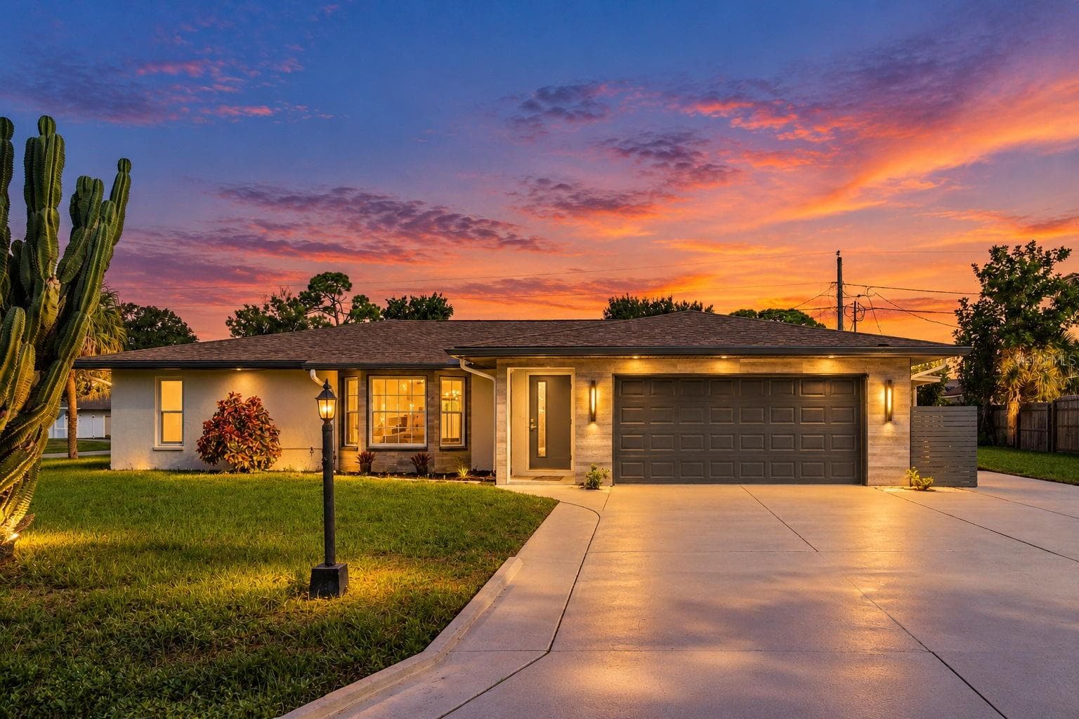Single Family Residence at 616 BROWN RD, VENICE, photo 2 of 42