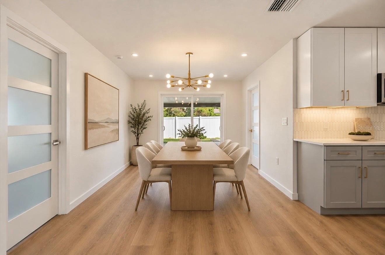 Single Family Residence at 616 BROWN RD, VENICE, photo 17 of 42