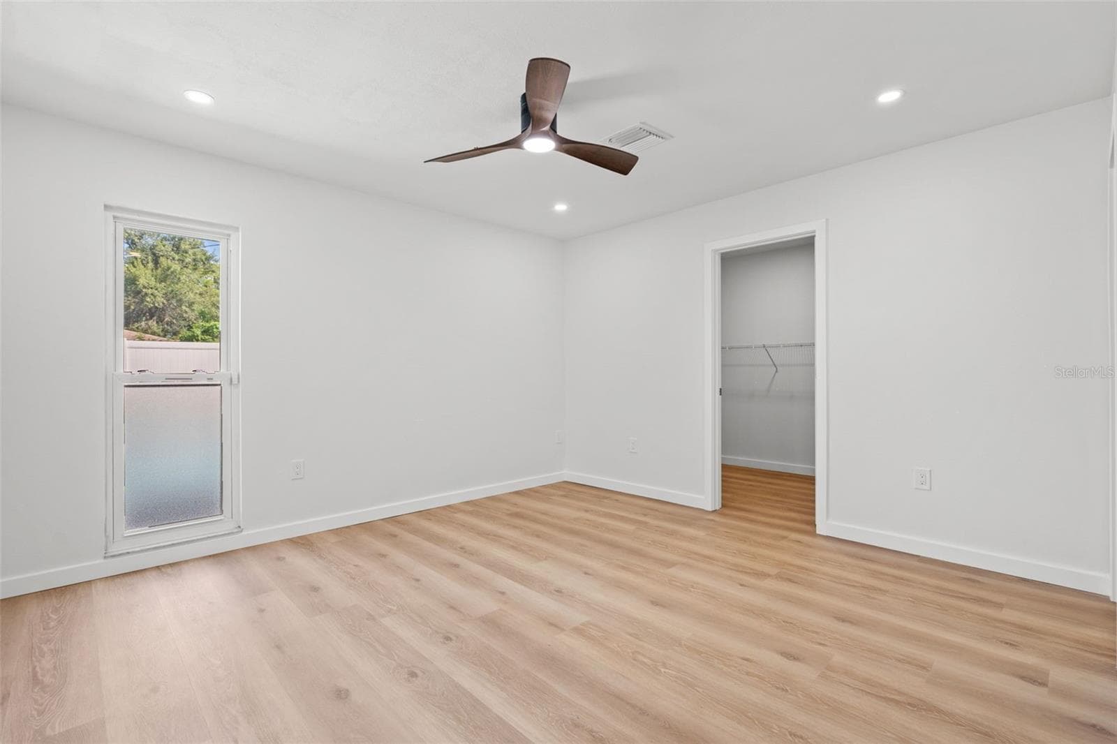 Single Family Residence at 616 BROWN RD, VENICE, photo 28 of 42