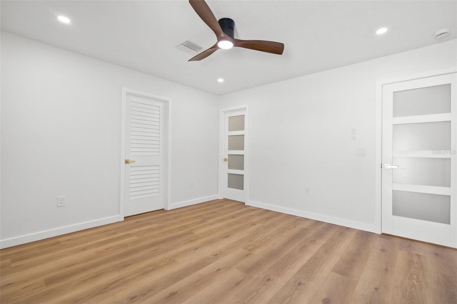 Single Family Residence at 616 BROWN RD, VENICE, photo 29 of 42