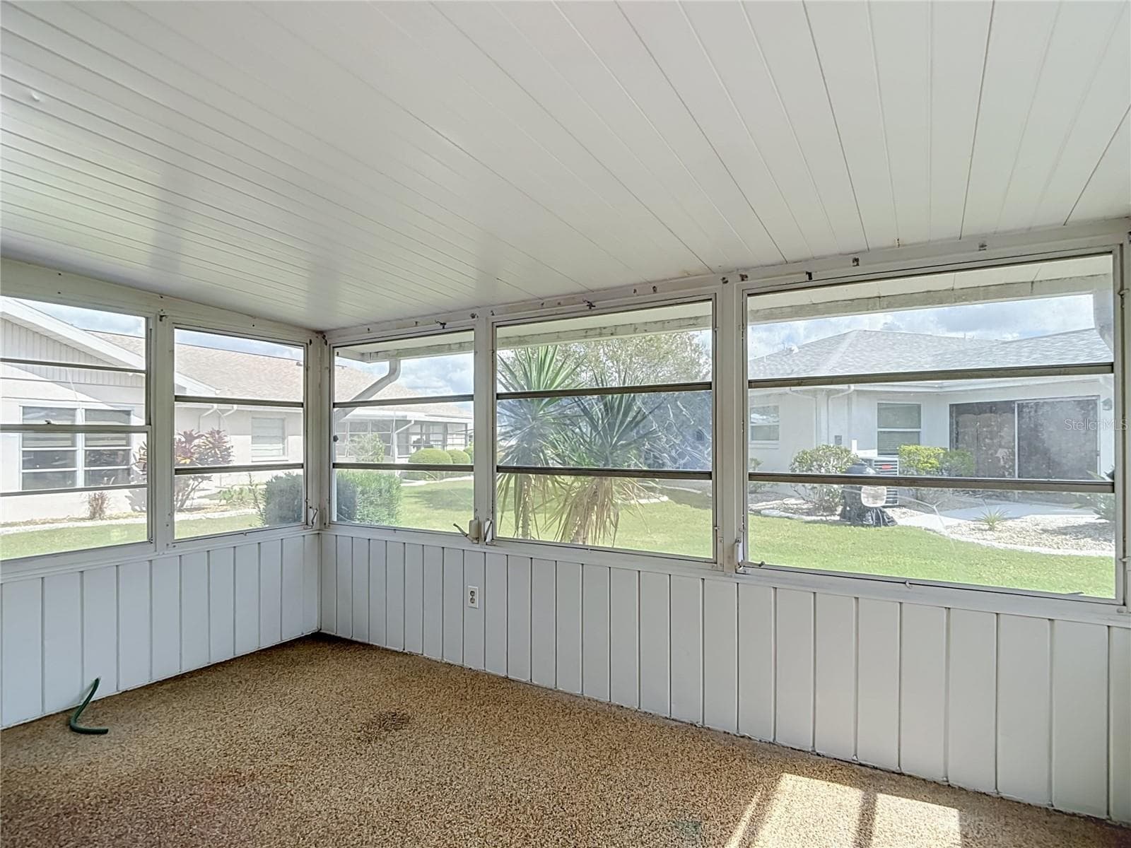 Single Family Residence at 905 BLUEWATER DR, SUN CITY CENTER, photo 44 of 59