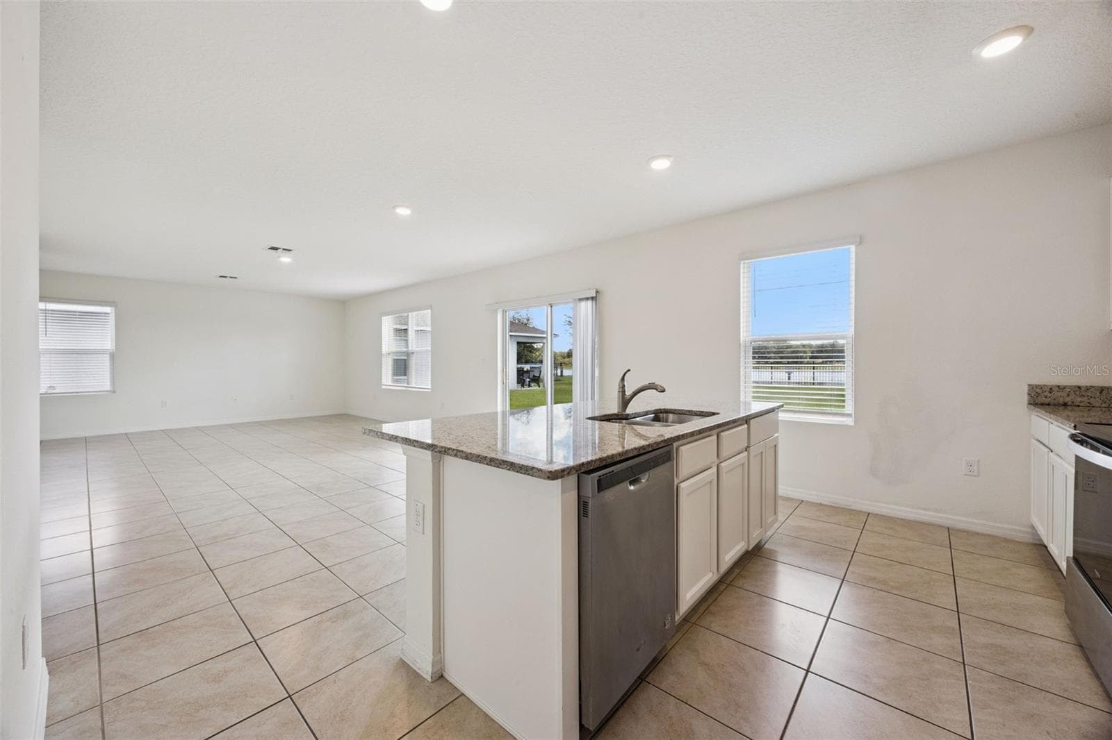 Single Family Residence at 1104 FOX PATH, DAVENPORT, photo 17 of 49