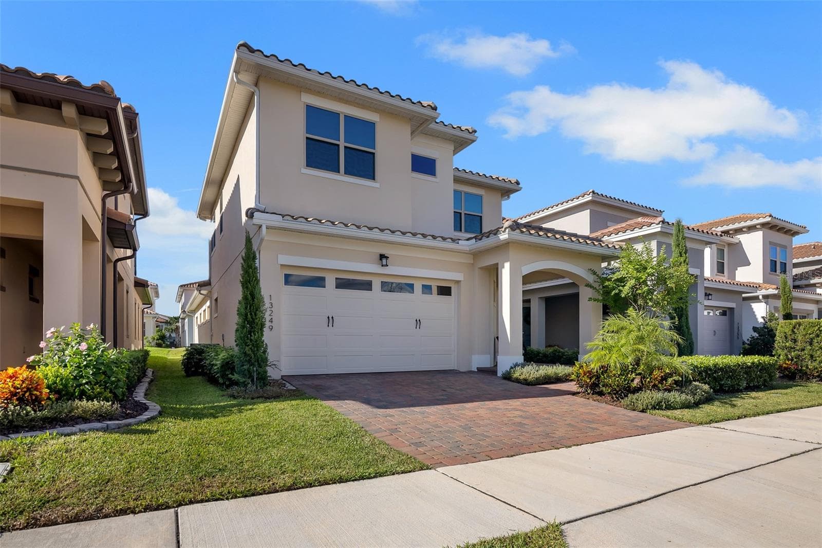 Single Family Residence at 13249 WINTERTON LN, ORLANDO, photo 3 of 62