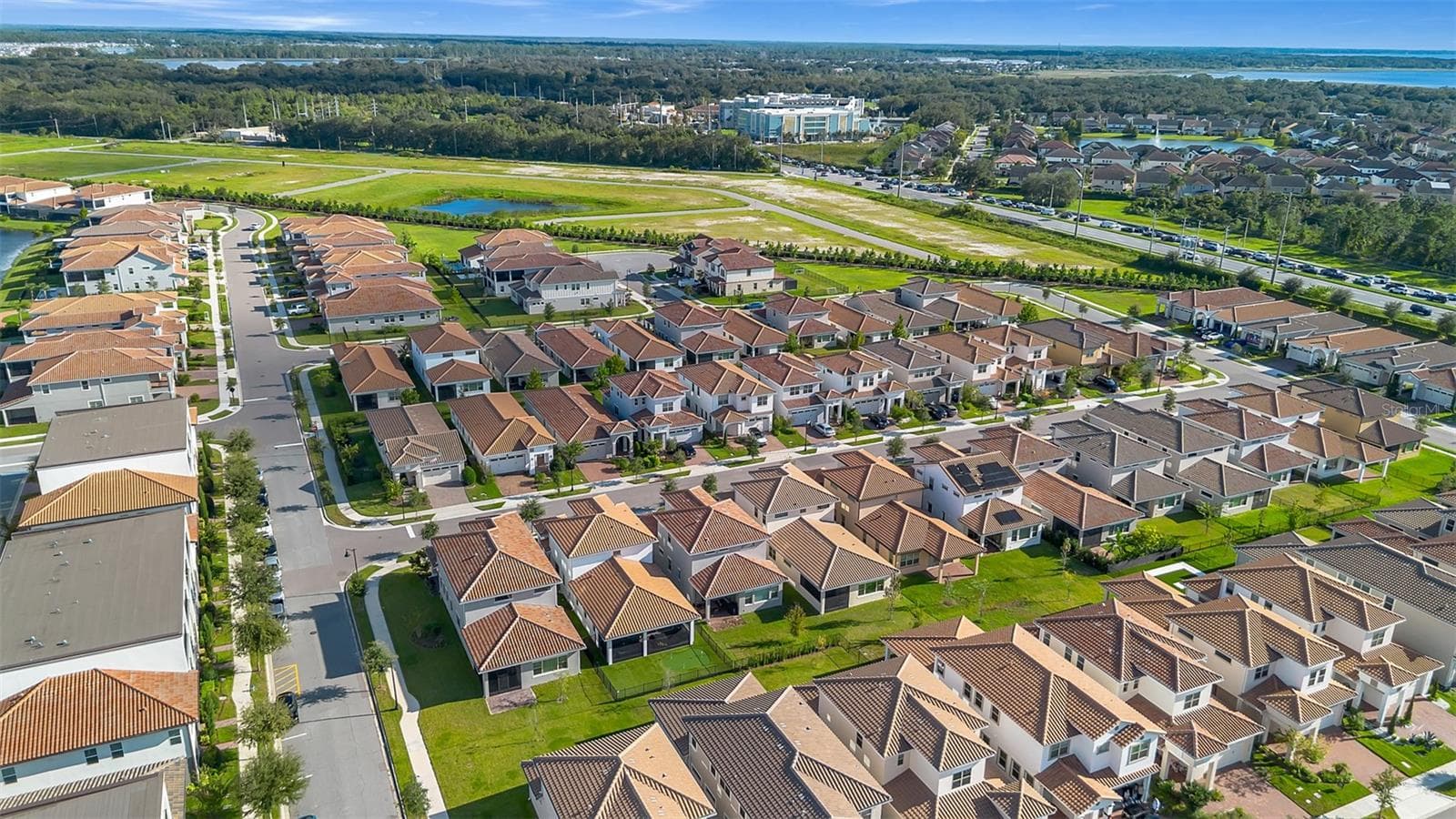 Single Family Residence at 13249 WINTERTON LN, ORLANDO, photo 18 of 62