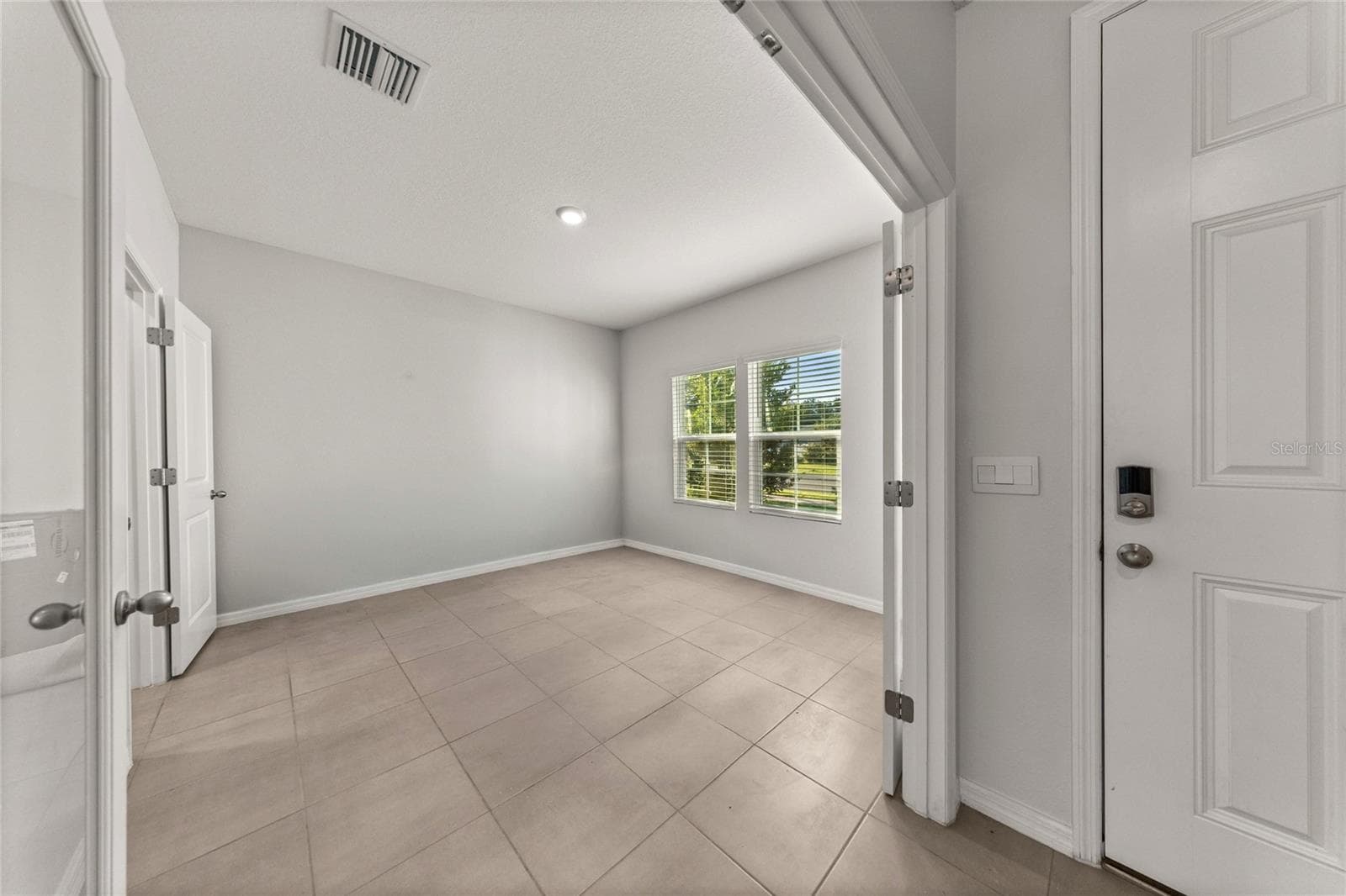 VIRTUALLY CLEANED UP STUDY - 17526 NW 173RD RD, ALACHUA