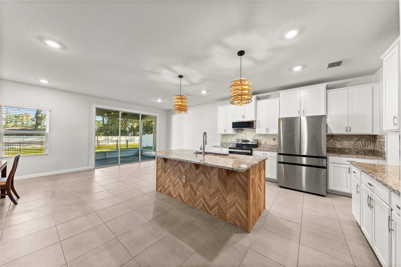 Single Family Residence at 17526 NW 173RD RD, ALACHUA, photo 12 of 39