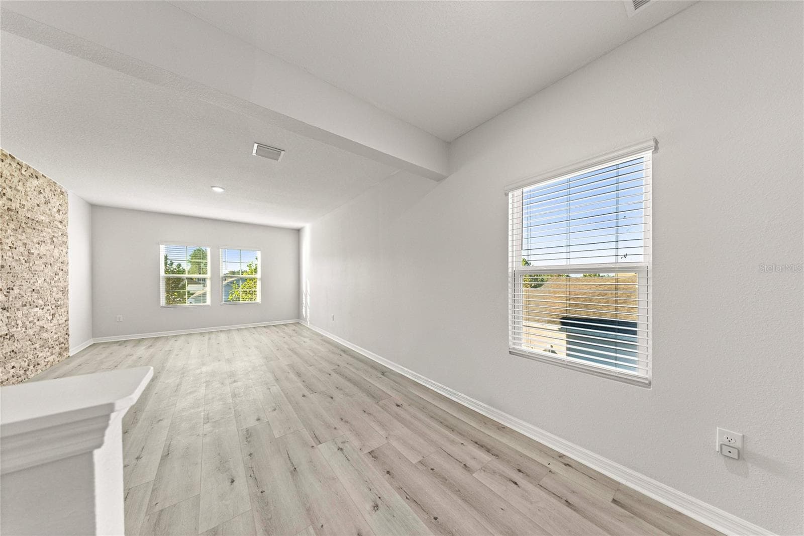 FULL LOFT SPACE - 17526 NW 173RD RD, ALACHUA