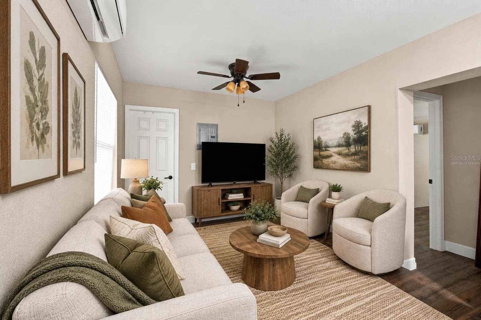 Virtually staged in law suite bedroom - 5106 THONOTOSASSA RD, PLANT CITY
