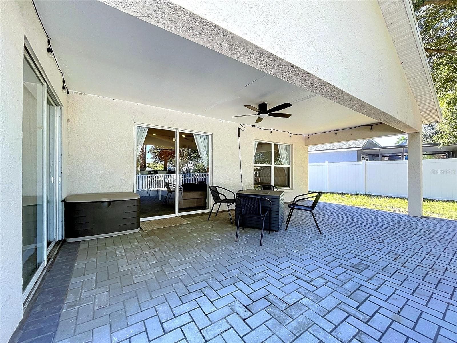 Single Family Residence at 11607 MOUNTAIN BAY DR, RIVERVIEW, photo 51 of 97