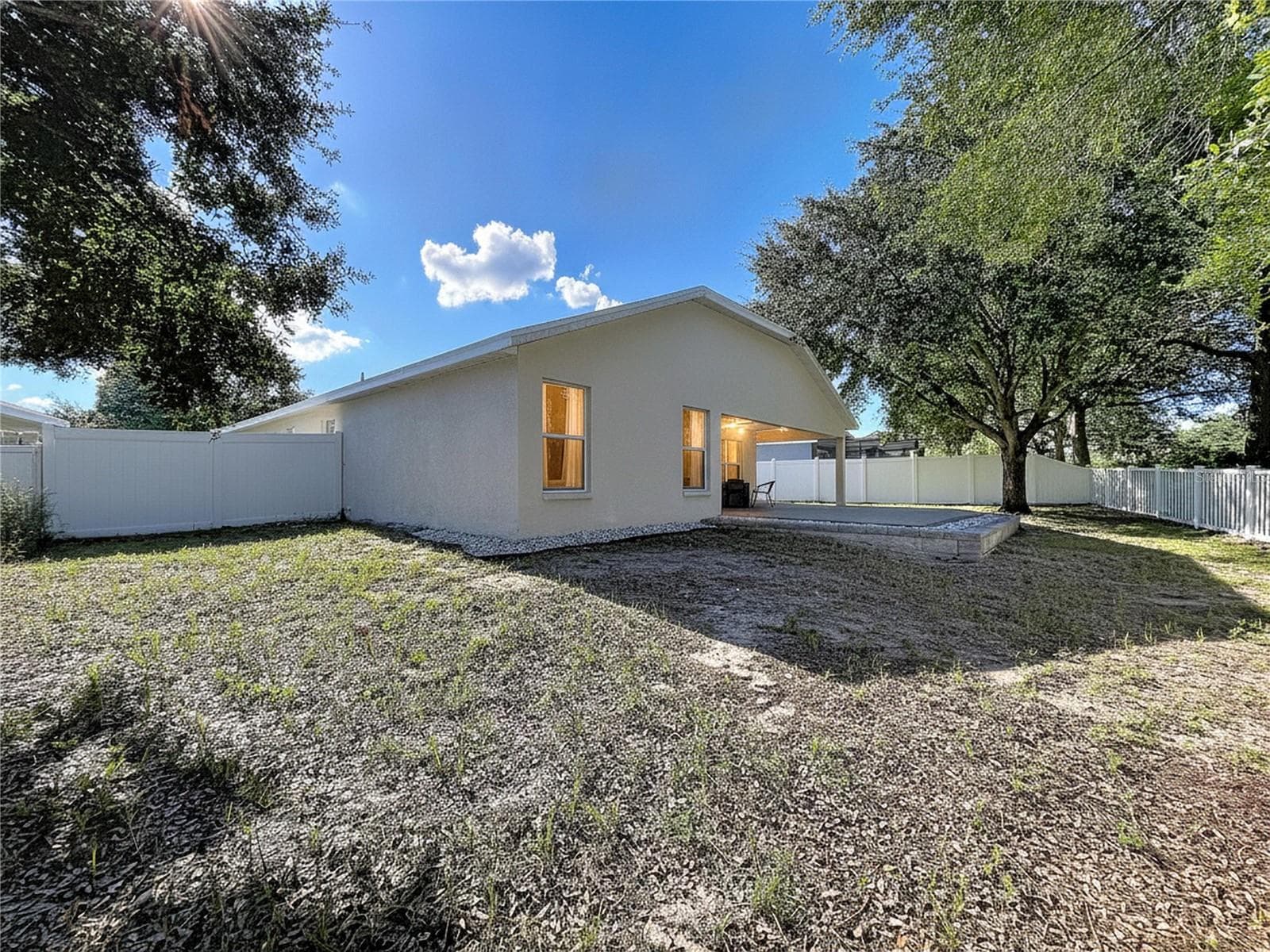 Single Family Residence at 11607 MOUNTAIN BAY DR, RIVERVIEW, photo 75 of 97