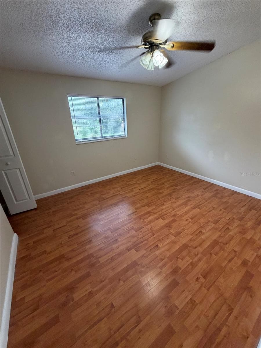 Townhouse at 4022 OAK LIMB CT, TAMPA, photo 9 of 12