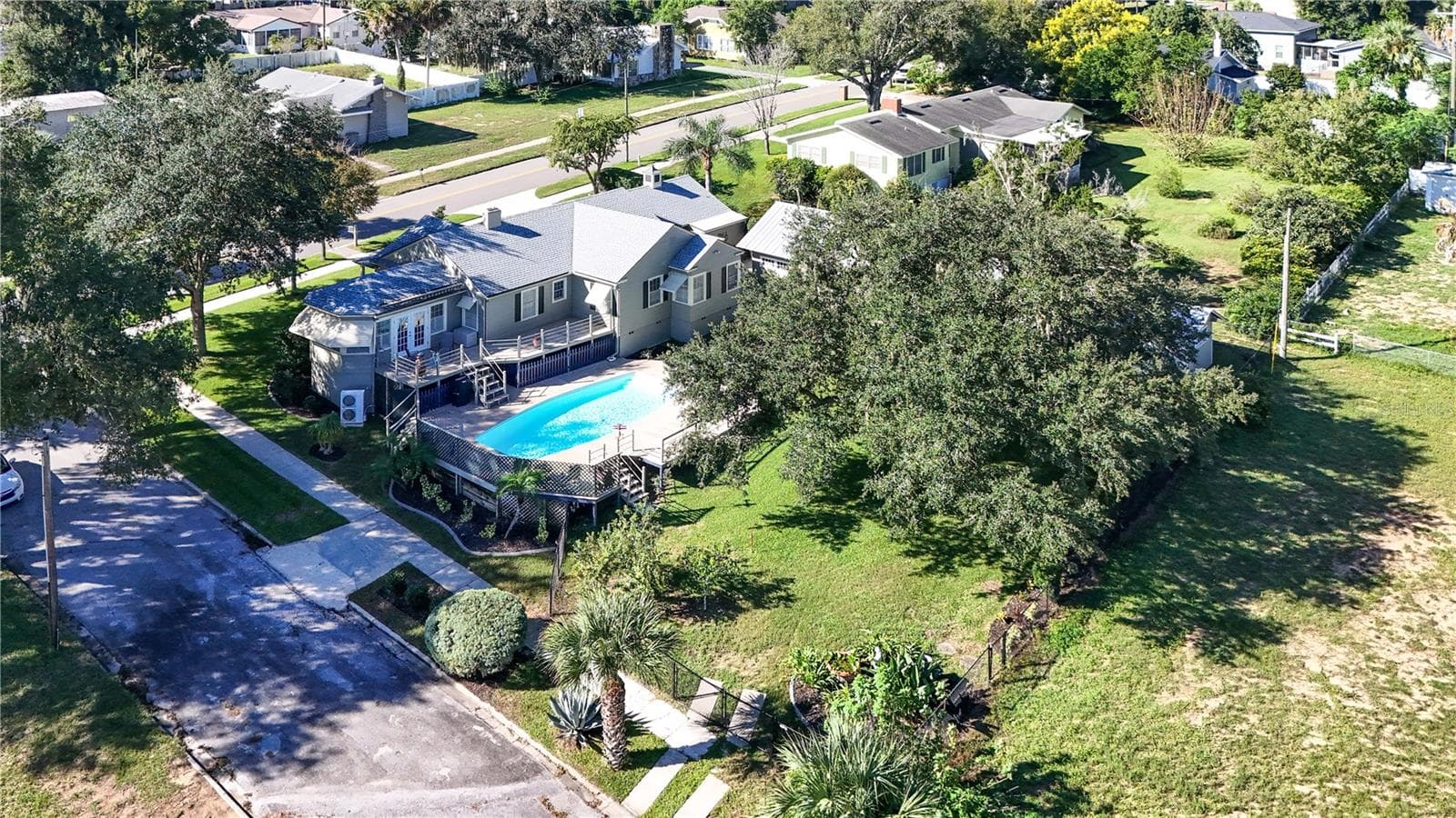 Single Family Residence at 555 AMBASSADOR AVE, EUSTIS, photo 52 of 78