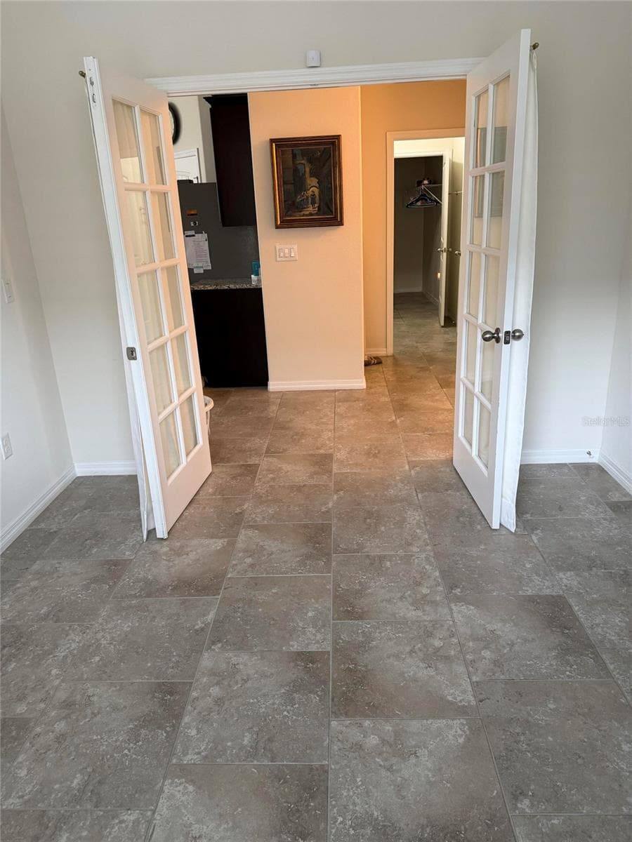 Single Family Residence at 168 WATERSIDE CIR, WINTER HAVEN, photo 11 of 28