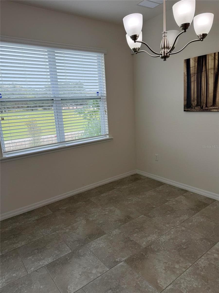Single Family Residence at 168 WATERSIDE CIR, WINTER HAVEN, photo 14 of 28