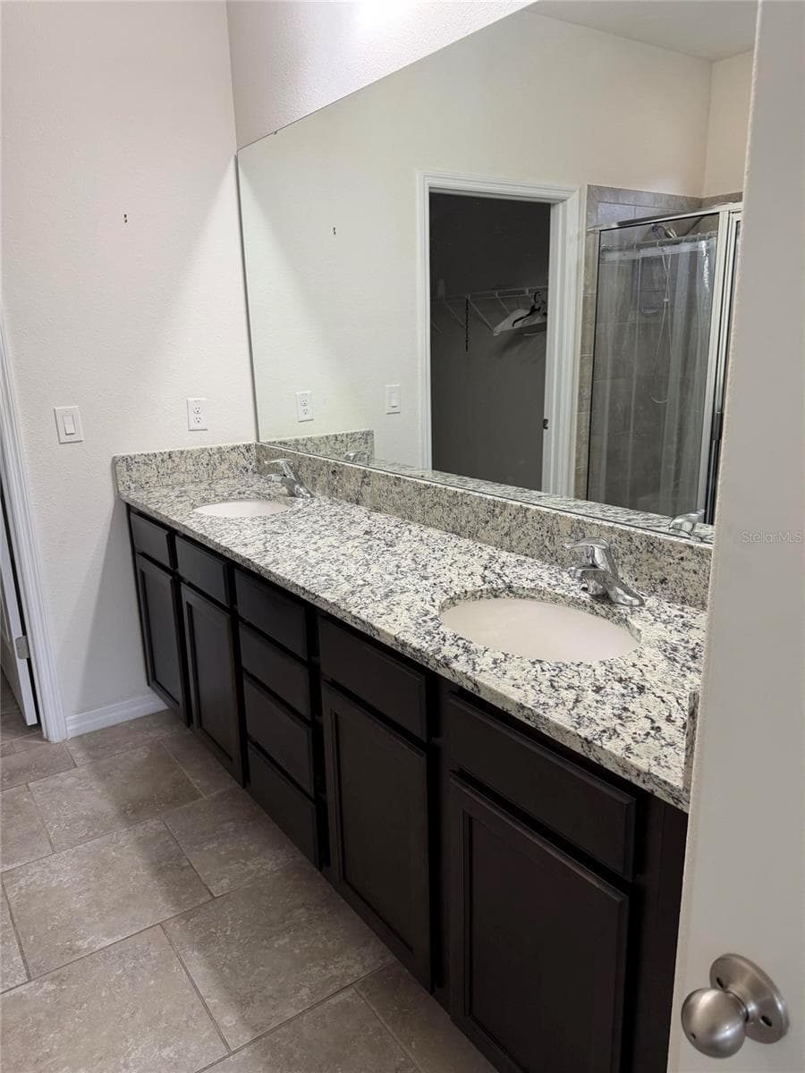 Single Family Residence at 168 WATERSIDE CIR, WINTER HAVEN, photo 25 of 28