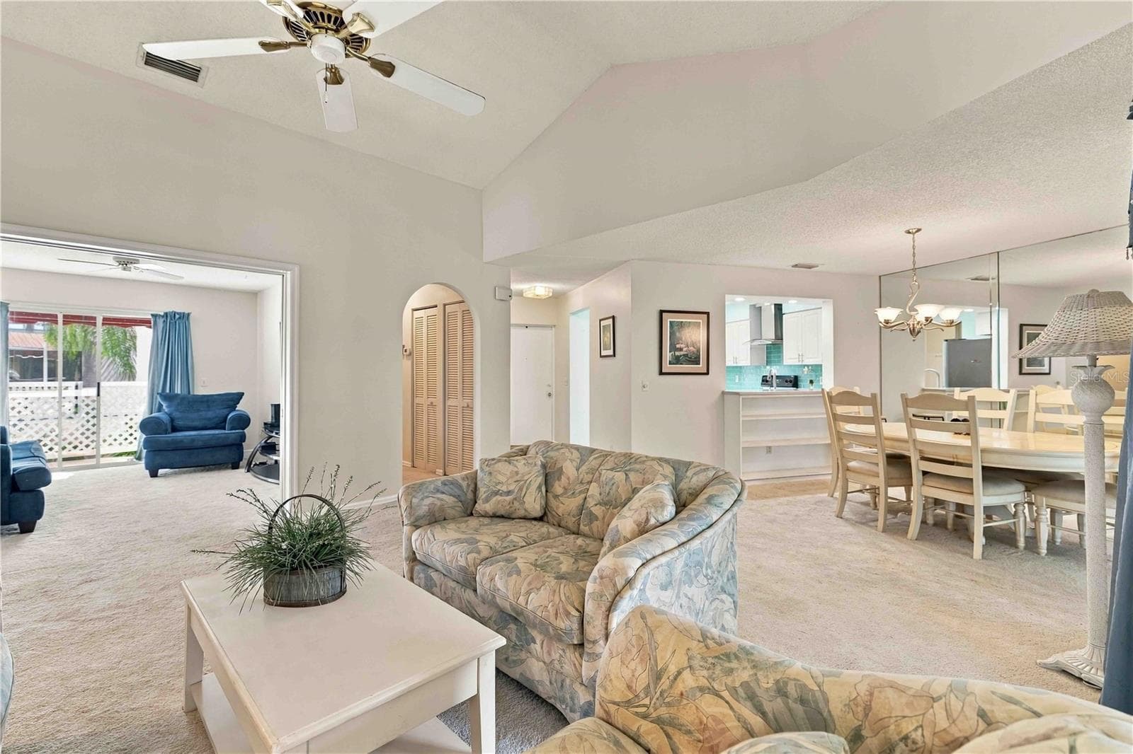 Condominium at 6101 34TH ST W #22H, BRADENTON, photo 7 of 44