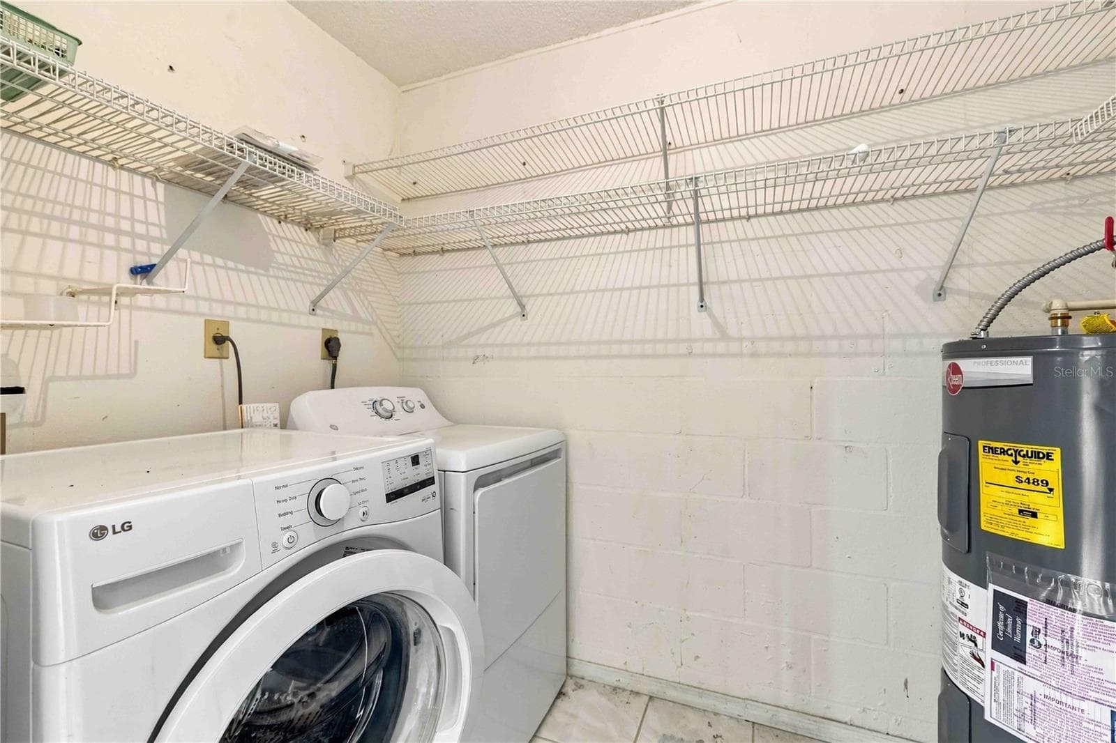 washer/dryer - utility room - 6101 34TH ST W #22H, BRADENTON