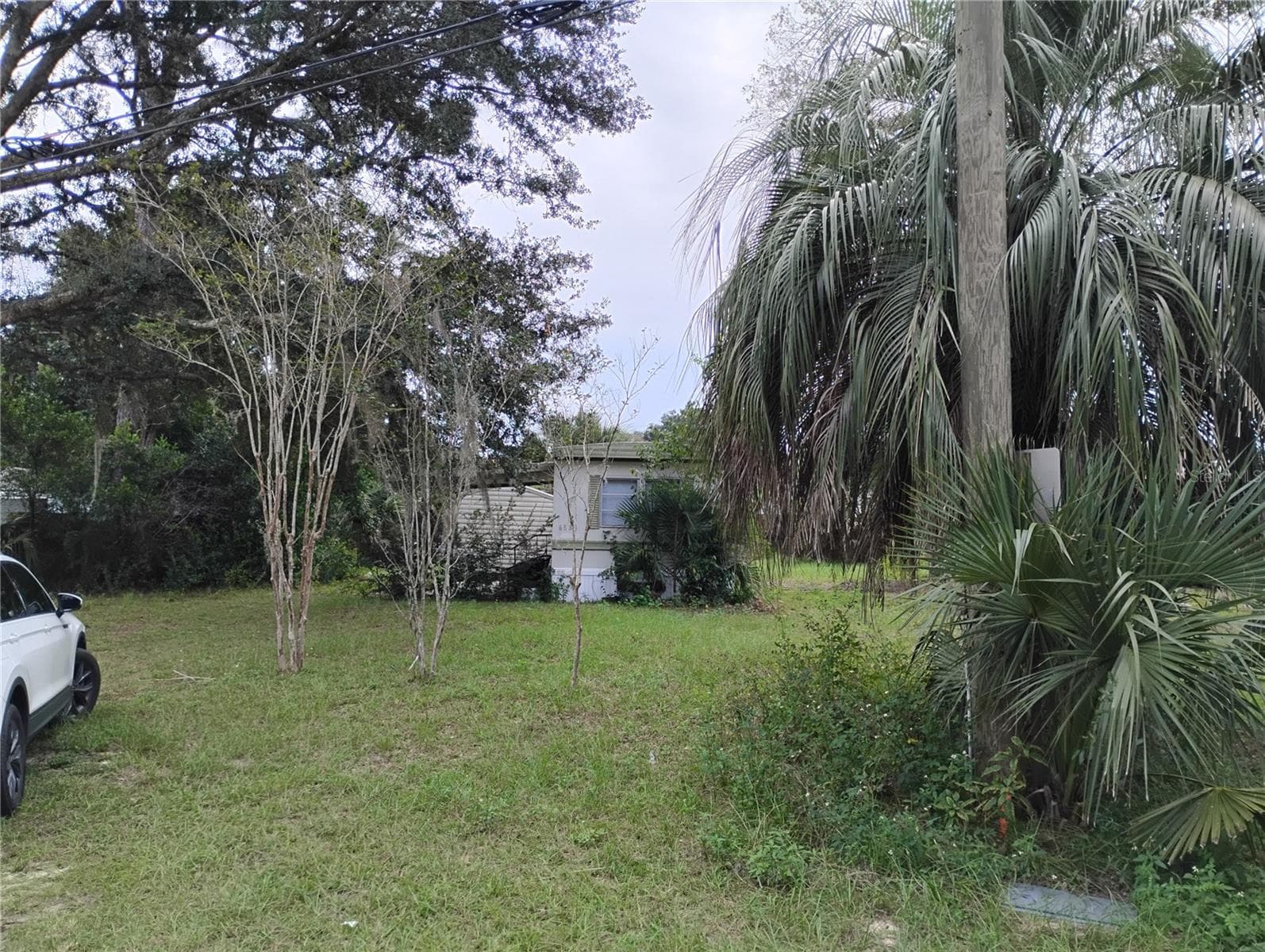 Mobile Home at 6884 NE 5TH ST, OCALA, photo 2 of 11