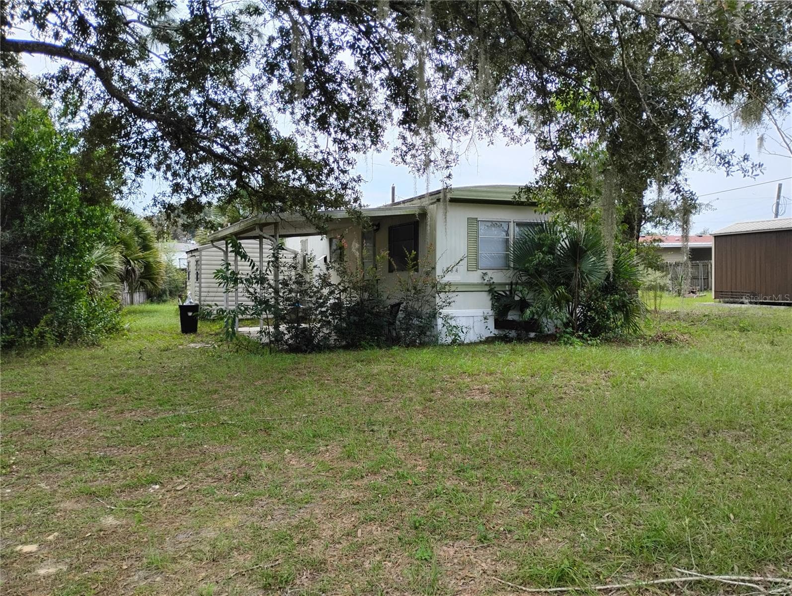 Mobile Home at 6884 NE 5TH ST, OCALA, photo 3 of 11