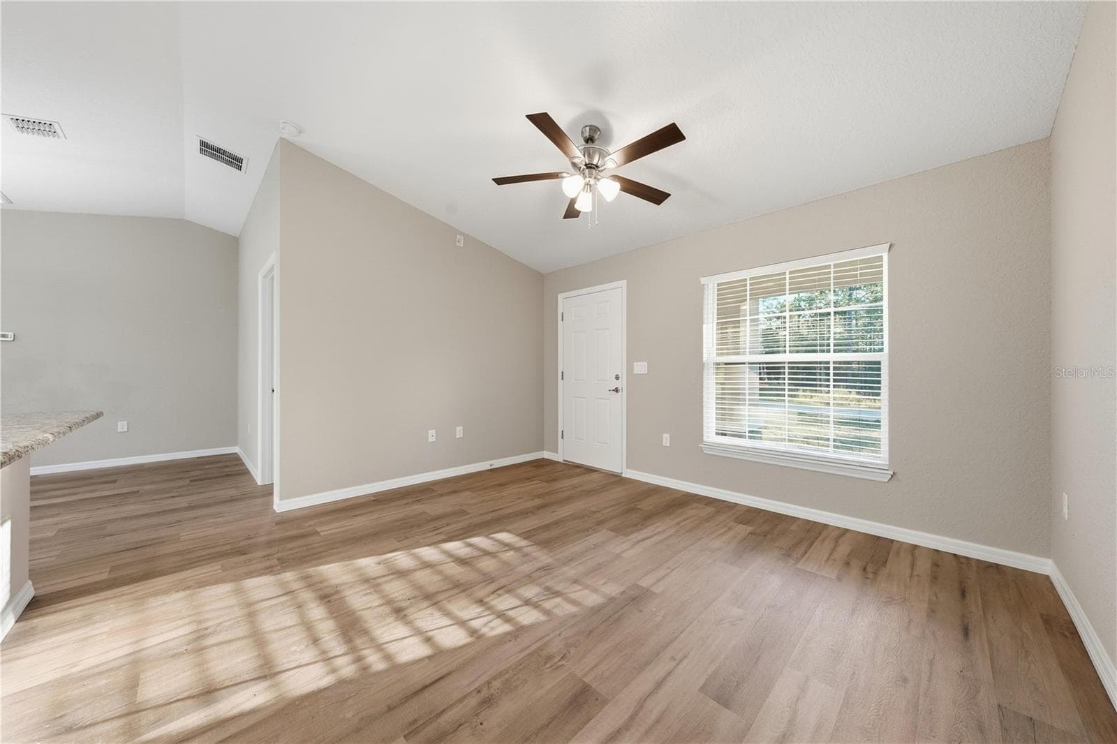 Single Family Residence at 670 SW WINDING HILLS RD, DUNNELLON, photo 7 of 45
