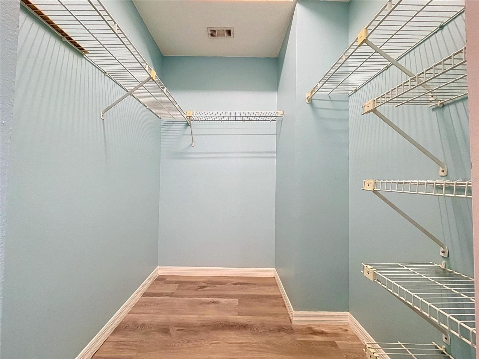 Condominium at 8350 SAVANNAH TRACE CIR #102, TAMPA, photo 72 of 105