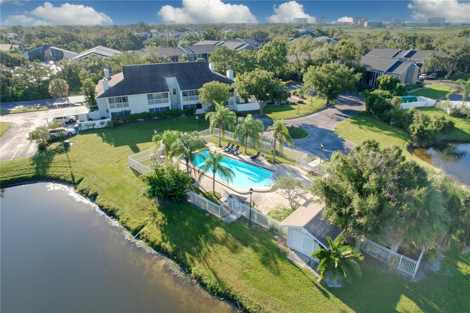 Condominium at 8350 SAVANNAH TRACE CIR #102, TAMPA, photo 84 of 105