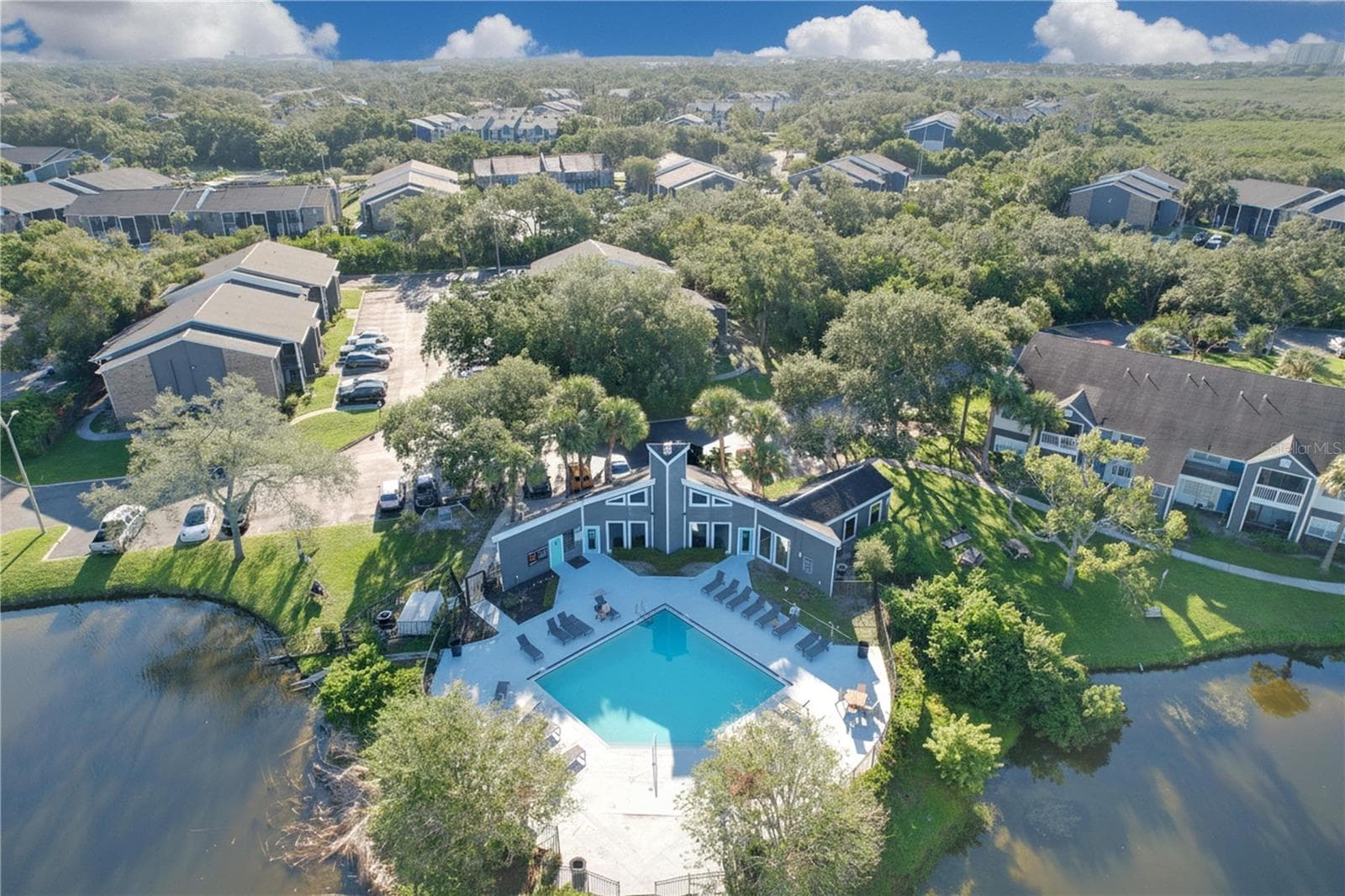 Condominium at 8350 SAVANNAH TRACE CIR #102, TAMPA, photo 91 of 105