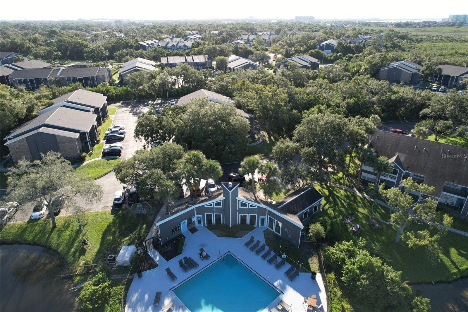 Condominium at 8350 SAVANNAH TRACE CIR #102, TAMPA, photo 101 of 105