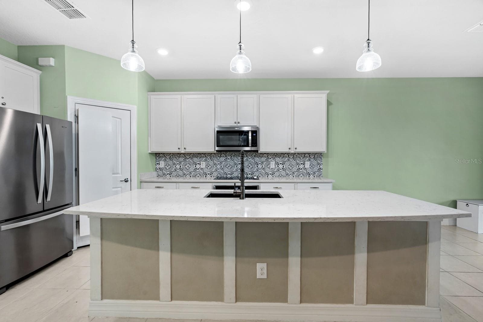 Single Family Residence at 10316 WINE PRESS AVE, RIVERVIEW, photo 8 of 58