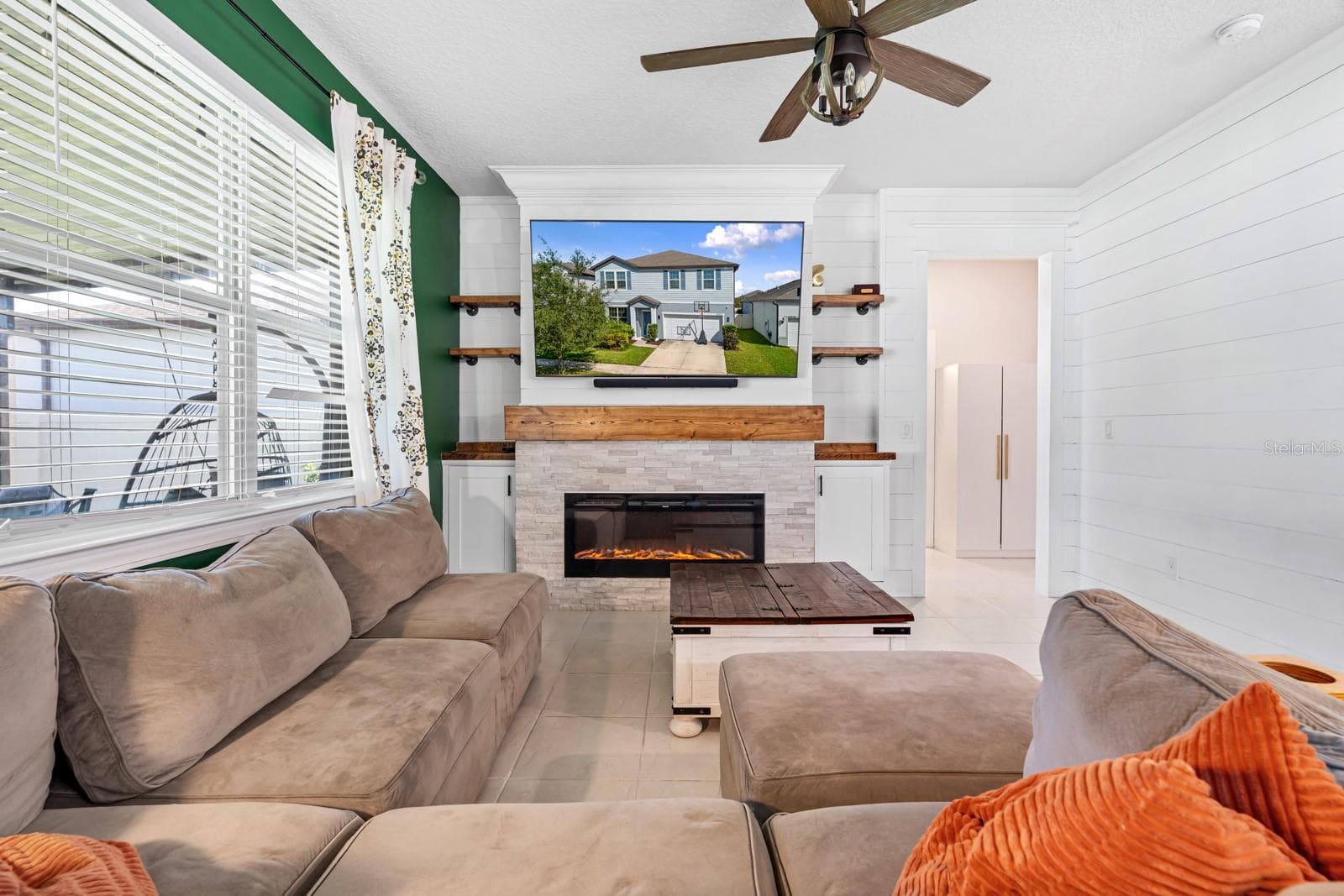 Single Family Residence at 10316 WINE PRESS AVE, RIVERVIEW, photo 14 of 58