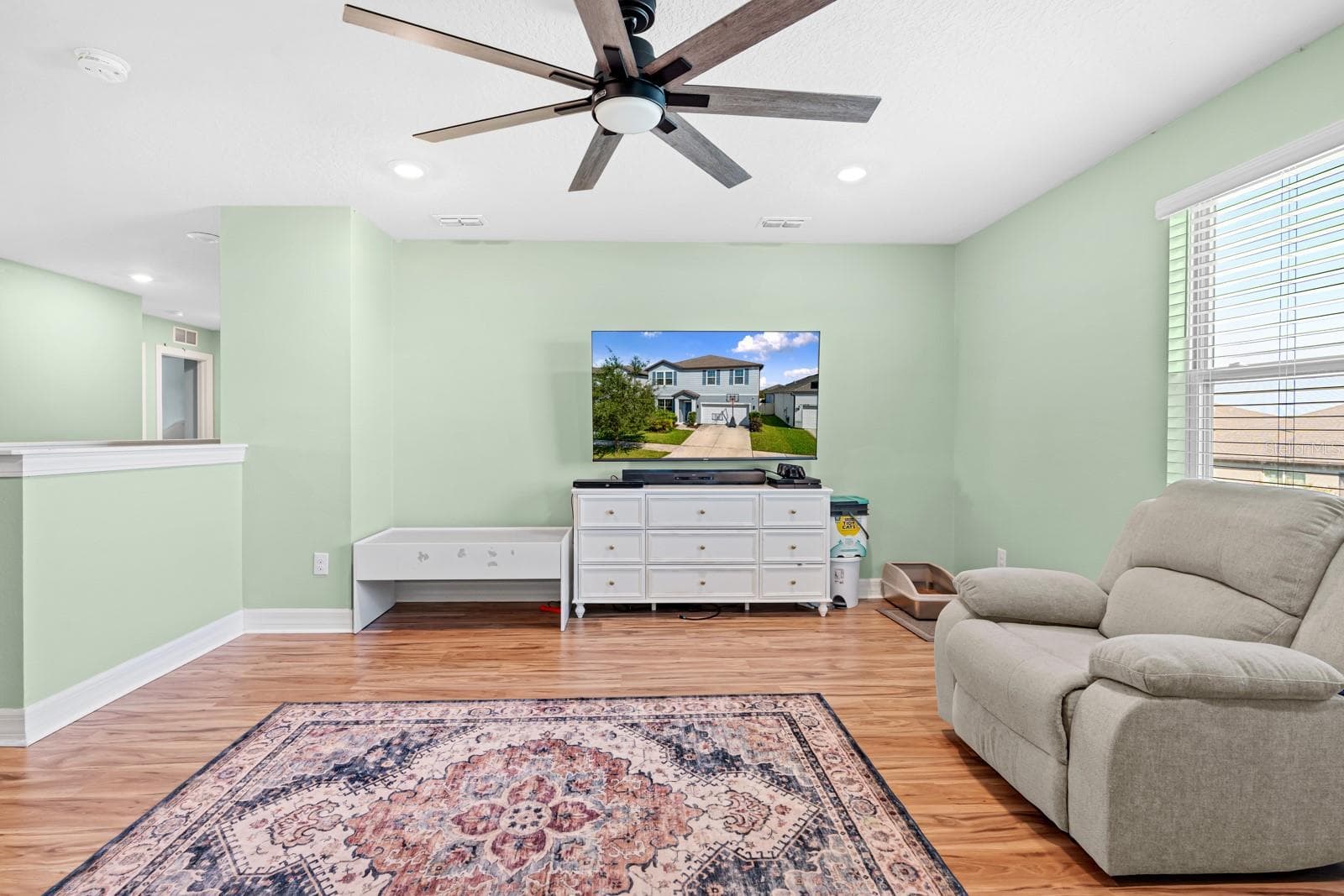 Single Family Residence at 10316 WINE PRESS AVE, RIVERVIEW, photo 17 of 58