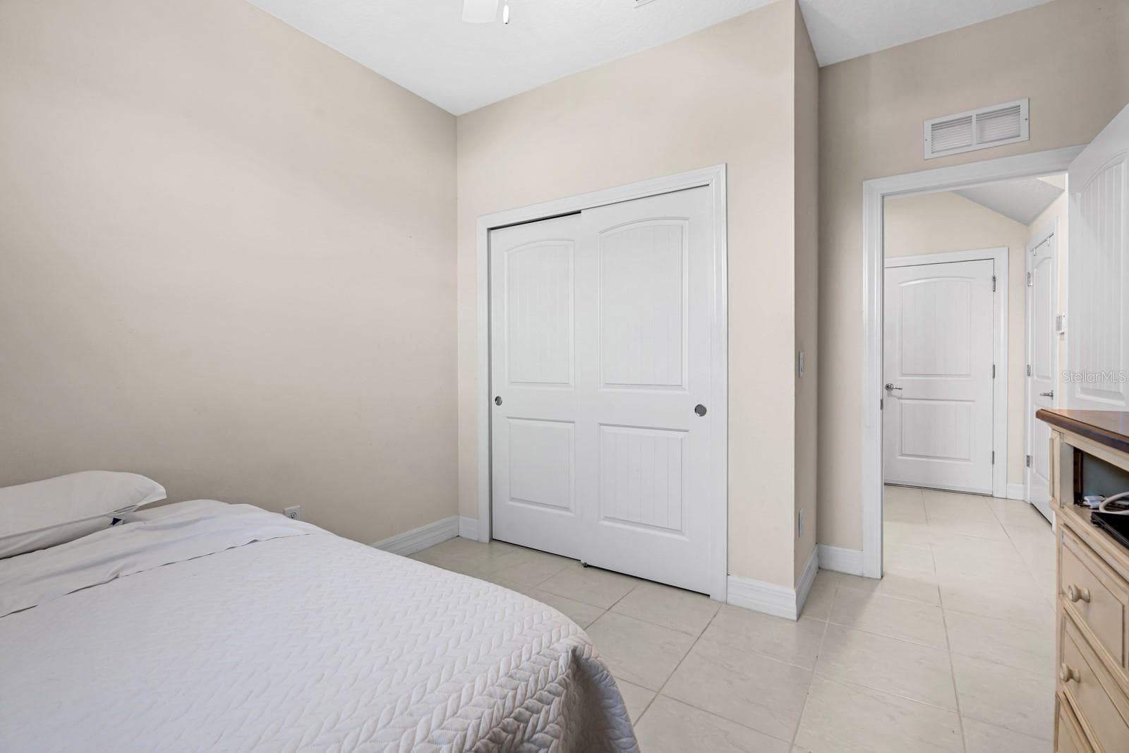 Single Family Residence at 10316 WINE PRESS AVE, RIVERVIEW, photo 32 of 58