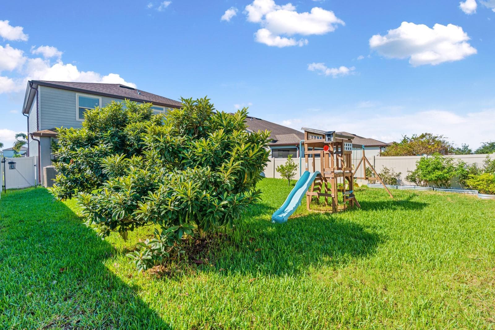 Single Family Residence at 10316 WINE PRESS AVE, RIVERVIEW, photo 39 of 58