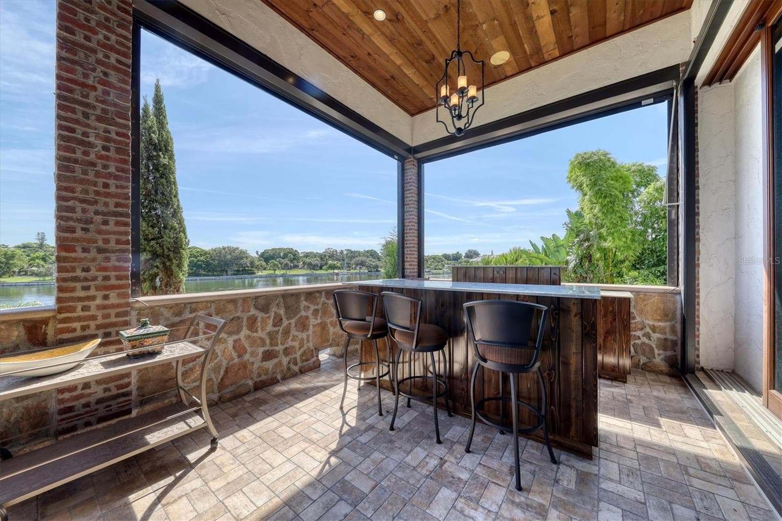 Single Family Residence at 315 S SHORE DR, SARASOTA, photo 23 of 63