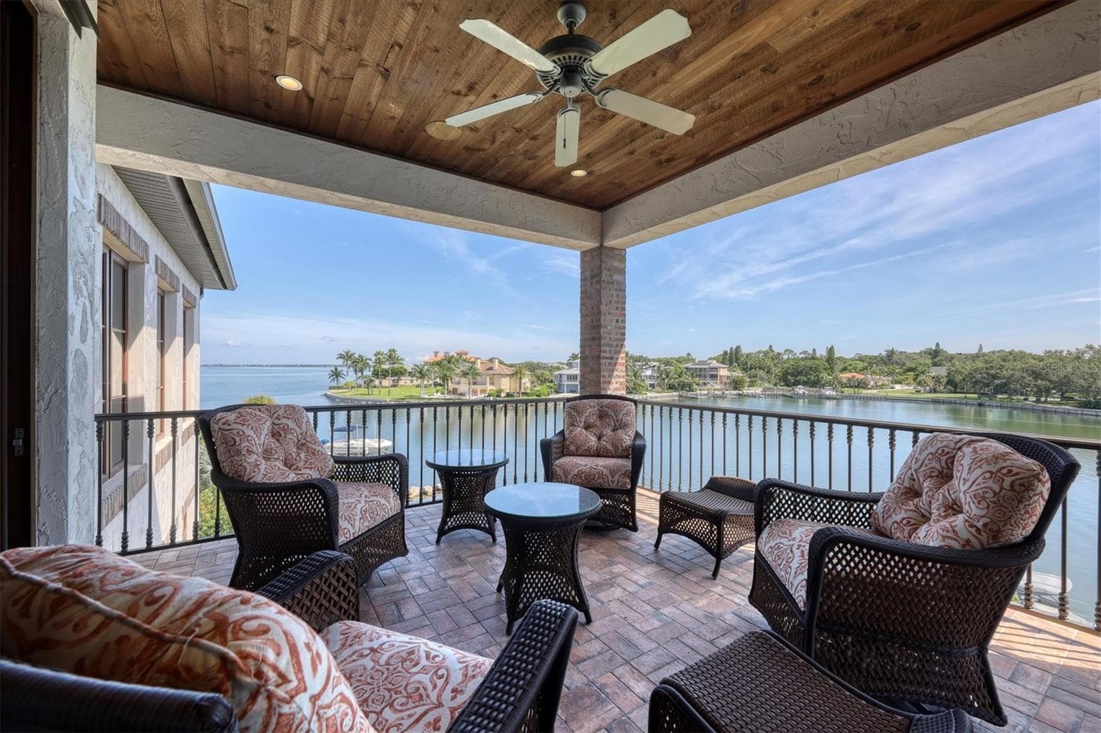 Single Family Residence at 315 S SHORE DR, SARASOTA, photo 36 of 63