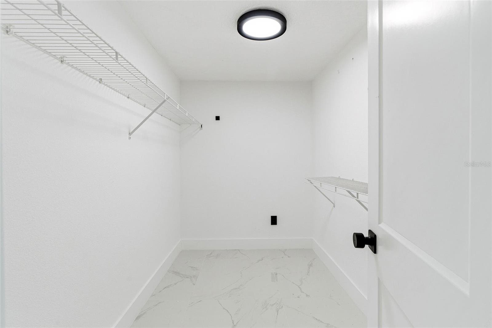 Single Family Residence at 5308 BLACK PINE DR, TAMPA, photo 12 of 28