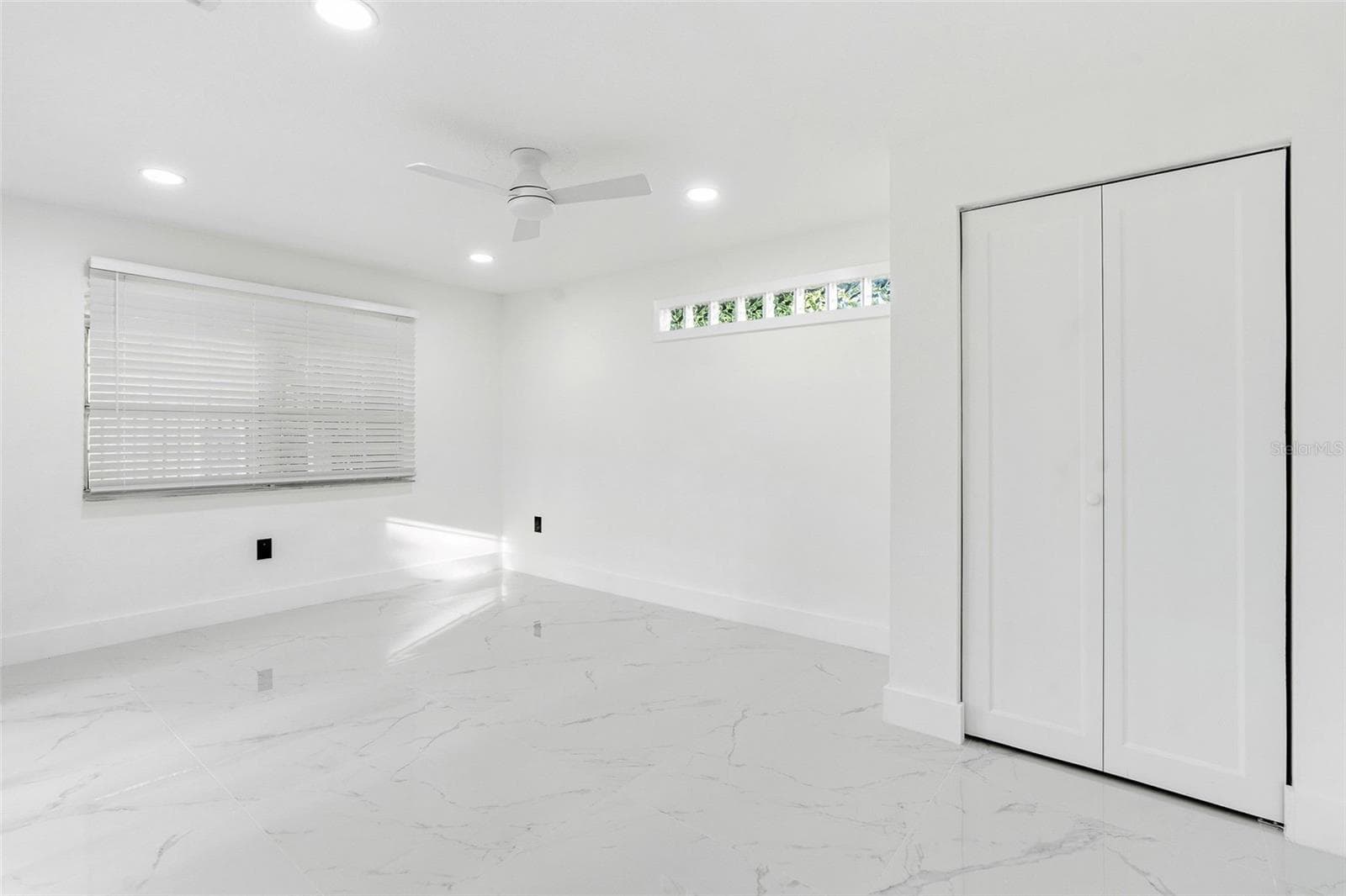 Single Family Residence at 5308 BLACK PINE DR, TAMPA, photo 15 of 28