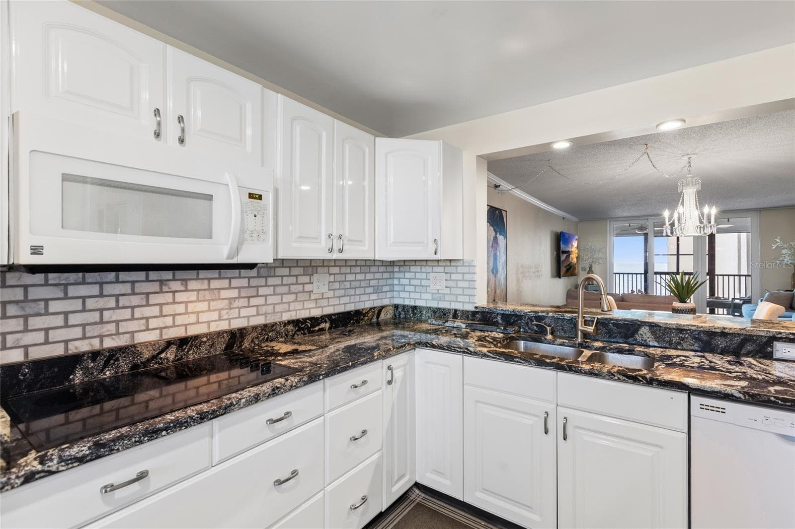 Kitchen - 14900 GULF BLVD #204, MADEIRA BEACH