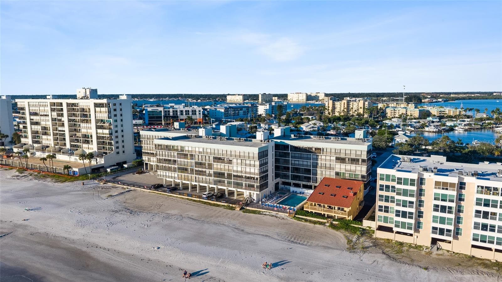 Surf Side South - 14900 GULF BLVD #204, MADEIRA BEACH