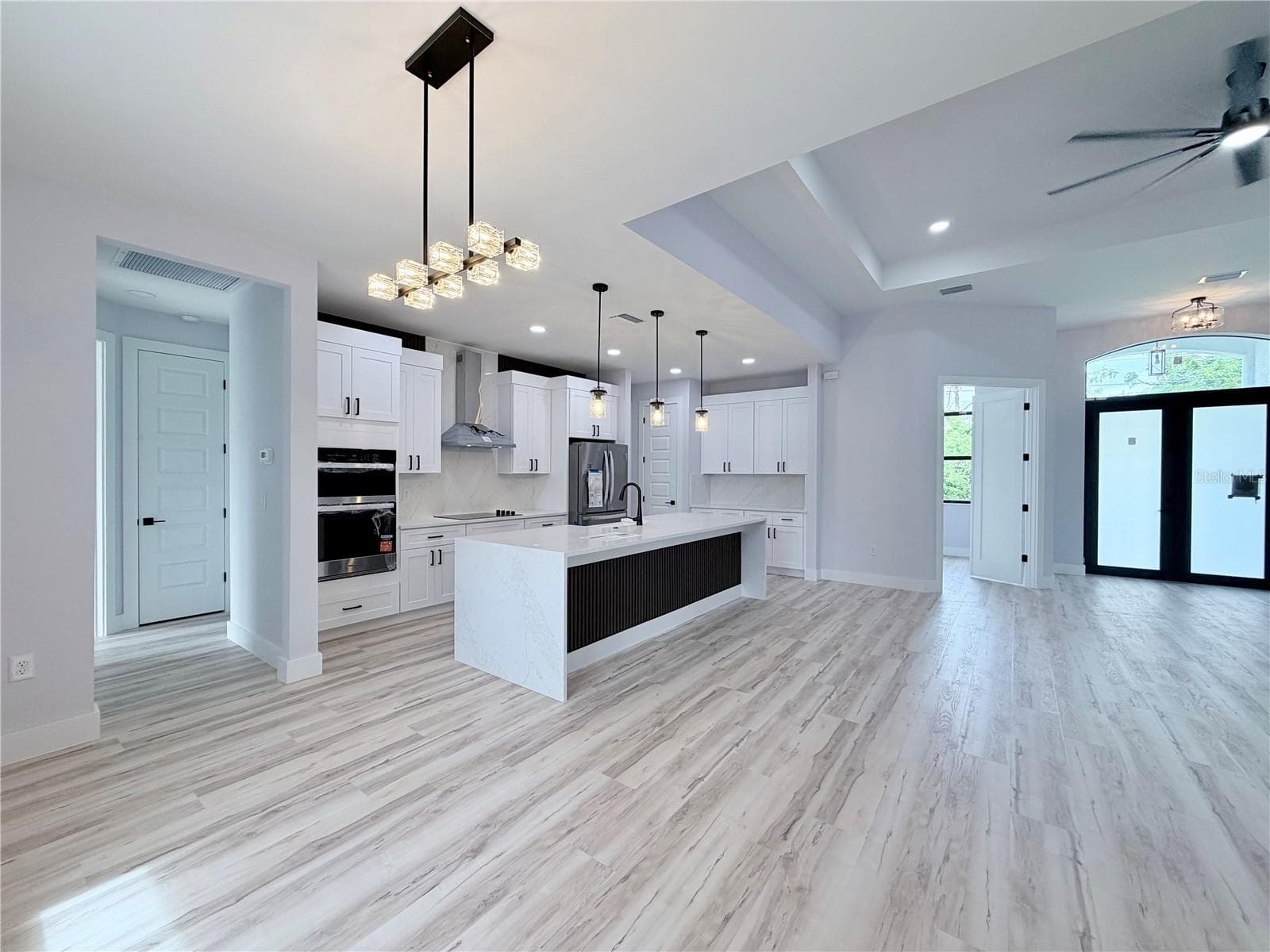 Updated Modern Kitchen - 2675 YACOLT AVE, NORTH PORT