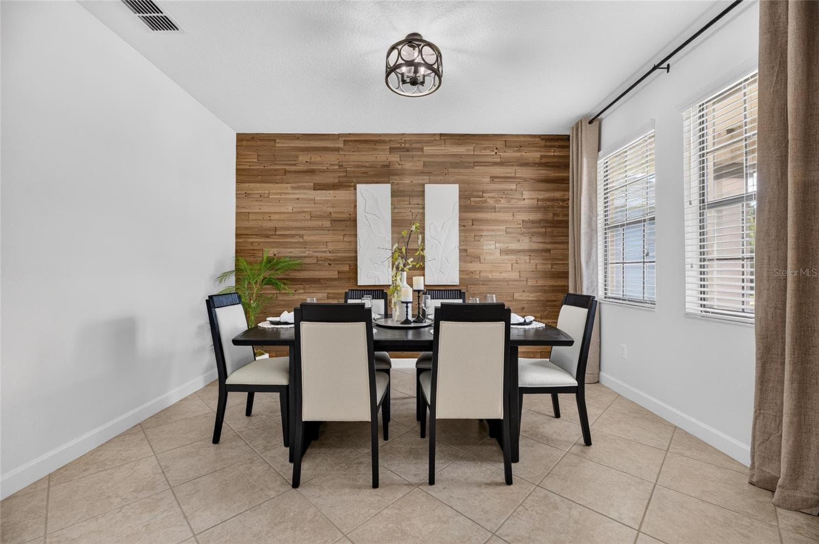 Single Family Residence at 11010 PURPLE MARTIN BLVD, RIVERVIEW, photo 11 of 98